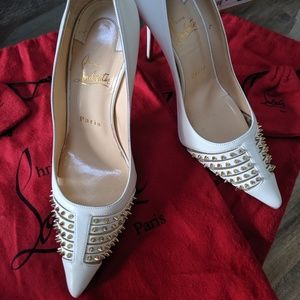 *Authentic* Louboutin Barretta Spike Mesh Pump